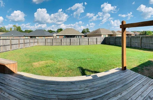 Dothan House | Peaceful 3BR/2BA Hidden Lake Home Near ACOM w/WiFi