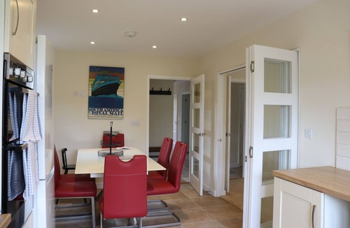 Cantley Ski Chalet | Peaceful 4 bed holiday home 2 ensuite 1 bathroom - Pet Friendly