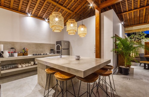 Petitenget Villa | Peaceful 5 BR Pool Villa in the ❤ of Seminyak