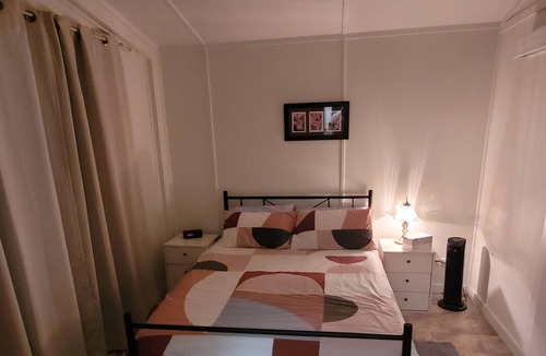Henley Beach Apartment | Peaceful accommodation coastal retreat