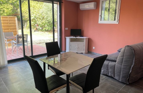 Gargas Apartment | Peaceful and friendly