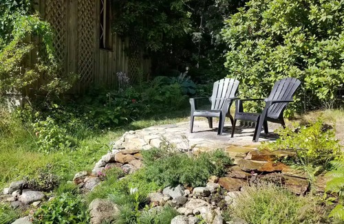Balfour Apartment | Peaceful and private suite. Close to ferry landing and Kokanee Provincial Park.