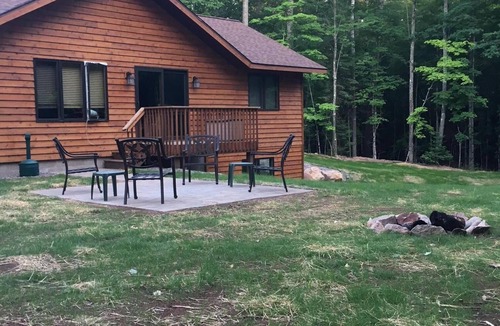 Eagle River House | Peaceful and relaxing Northwoods Property minutes from the Eagle River Chain