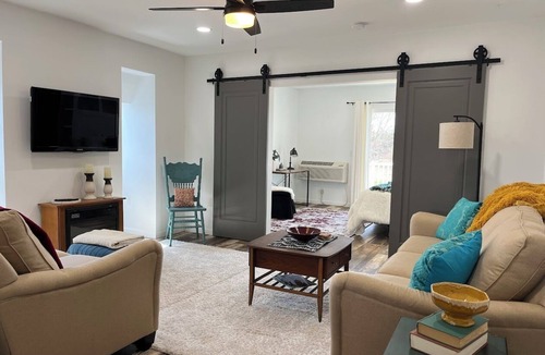 Marshfield Condo | Peaceful and updated guesthouse located in the central Wisconsin countryside