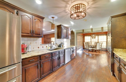 Big Sandy House | Peaceful Big Sandy Home w/Deck on Kentucky Lake!
