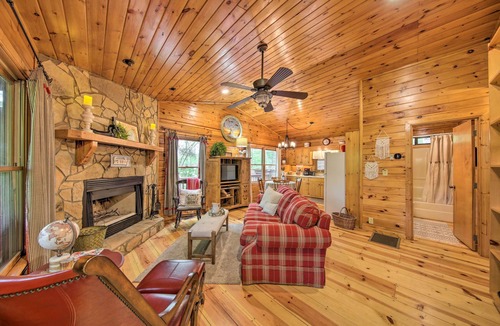 Blue Ridge Cabin | Peaceful Blue Ridge Cabin w/Decks & Fire Pit