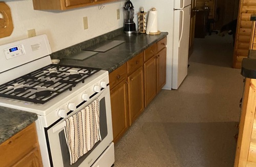 Fraser Cabin | Peaceful Cabin located in beautiful Des Moines River valley