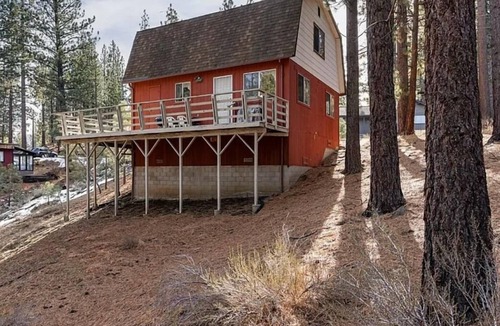Markleeville House | Peaceful Cabin with WiFi in Charming Markleeville