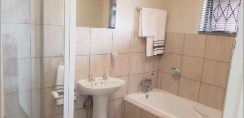 Kempton Park Apartment | Peaceful Casa