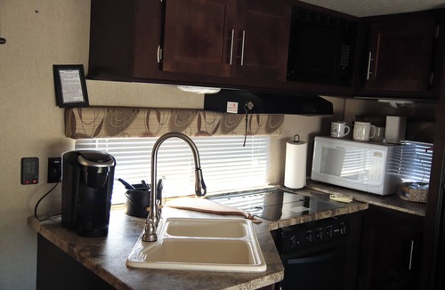 Tehama County House | Peaceful, clean, spacious RV at a great bargain. with 2 amazing MR COOL ACs