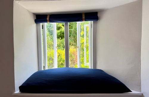 Wadebridge Cottage | Peaceful Cornish Retreat - Sleeps 6