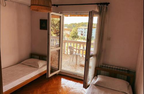 Mrcevac House | Peaceful, Cosy Tivat Guesthouse