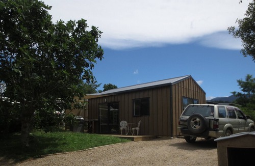 Riwaka Cottage | Peaceful cottage hideaway
