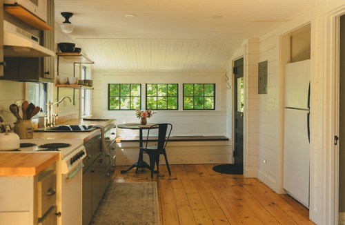 Buxton Cottage | Peaceful Cottage on Maine Flower Farm
