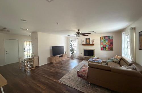 North San Antonio - SAT House | Peaceful cottage