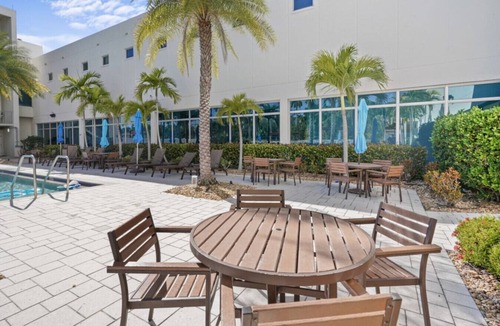Fort Myers River District Apartment | Peaceful Cozy Apartment | Fort Myers