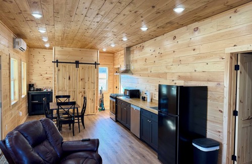 Mountain View Cabin | Peaceful Creekside Retreat on a Working Cattle Farm