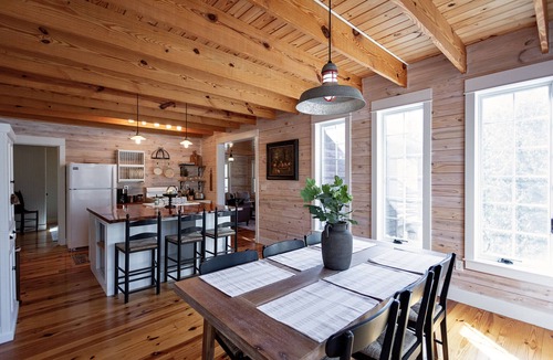 Lexington Cabin | Peaceful Creekside Retreat w/Fire Pit & Game Room Near Historic Lexington, VA