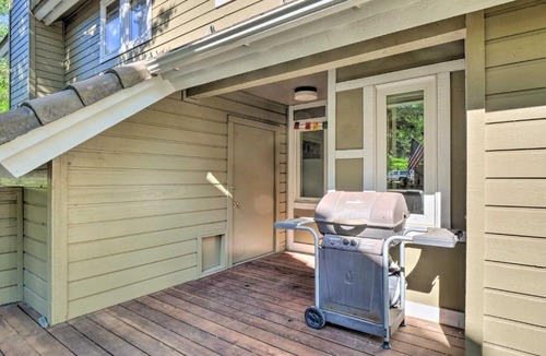 Edwards House | Peaceful Edwards Condo w/Mountain Views!
