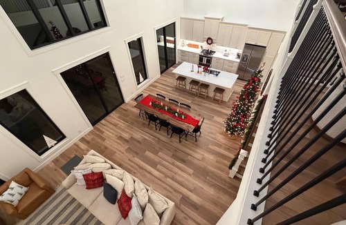 Harriman House | Peaceful Emory River Retreat w/Waterfront/Sleeps 12!