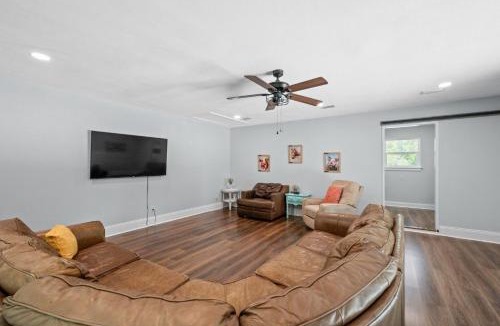 Fairhope House | Peaceful Fairhope Retreat-Large home on 1 acre lot