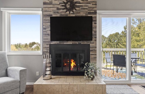 Acme Condo | Peaceful Fairway Stay Close to TC and Equestrian Events