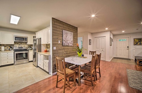 Warnick Cabin | Peaceful Forest Retreat by Mt. Baker Slopes!