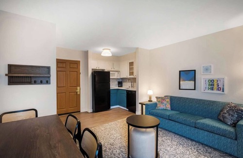 Acres Green Hotel | Peaceful Getaway with Ample Space and Living Area | 2 Family Ready Suites