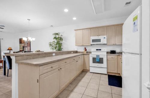 Central Myrtle Beach Apartment | Peaceful Golf Community Condo Near Beach