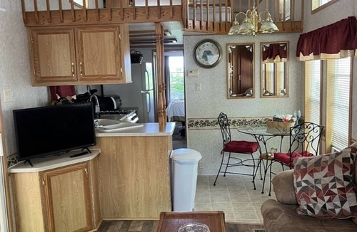 Preston House | Peaceful home away from home