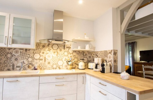 La Fagette Cottage | Peaceful house with terrace and garden near prehistoric sites