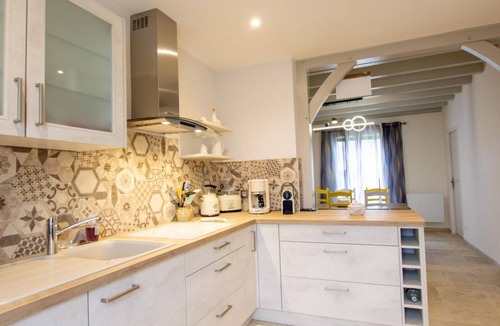 La Fagette Cottage | Peaceful house with terrace and garden near prehistoric sites