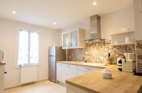 La Fagette Cottage | Peaceful house with terrace and garden near prehistoric sites