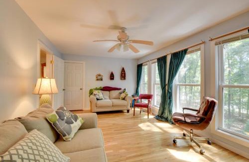 Gumlog House | Peaceful Lake Hartwell Gem w/Boat Dock