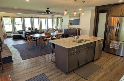 Chautauqua House | Peaceful Lakefront Cottage - Completely Renovated - Available Year Round!