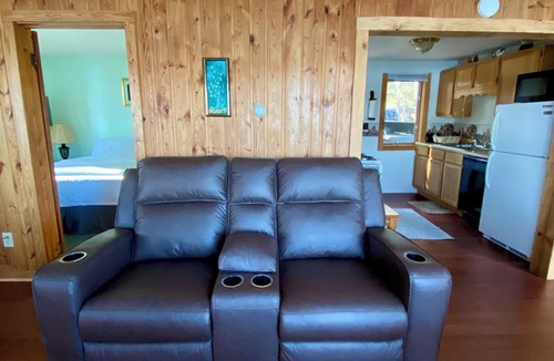 Park Rapids Cabin | Peaceful Lakefront Family Cabin. Boat slip. Fishing. Near Itasca State Park