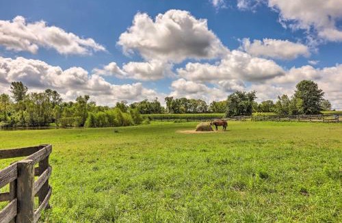 Lebanon House | Peaceful Lebanon Farmhouse/Ranch w/Pool!