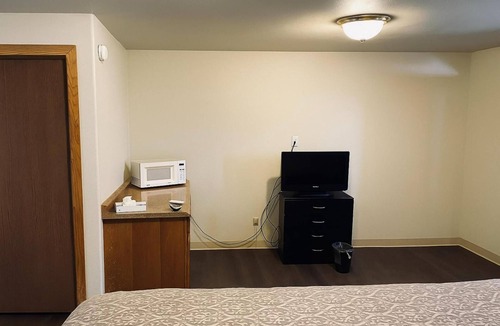 Wolf Point Hotel | Peaceful Lodging in Wolf Point w/Free Parking | Cattlemen's Cut (Casino) -6.4mi