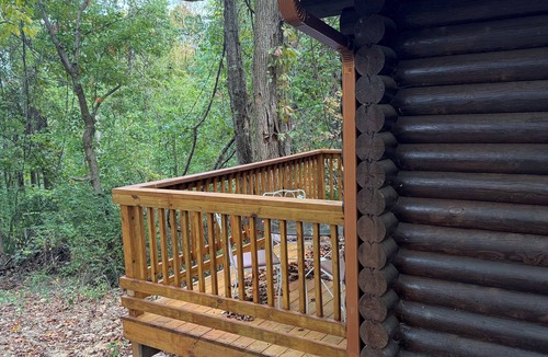 Kimbolton Cabin | Peaceful log cabin on a back gravel road with private deck and amenities of home
