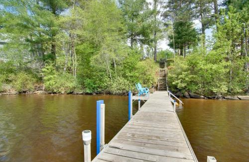 Freetown House | Peaceful Long Pond Cottage w/Dock & Views