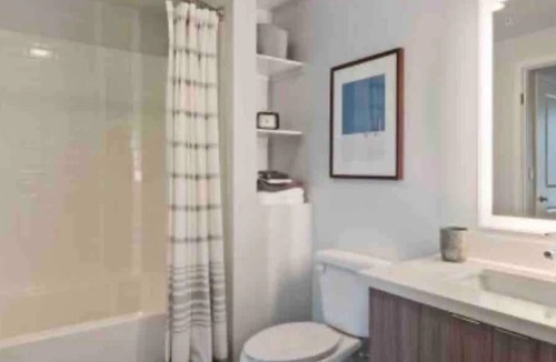 Atwater Village Apartment | Peaceful luxury 2bed/2bath with Pool & Spa