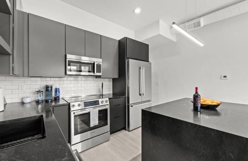 Near East Columbus House | Peaceful-Magic Touch-Getaway