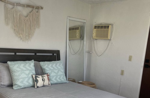 Estate Marys Fancy Apartment | Peaceful mid island updated apartment.