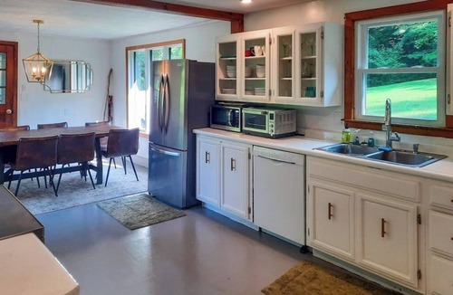 Bridgewater Corners House | Peaceful, mountain-view home with large deck, & grill - dog-friendly