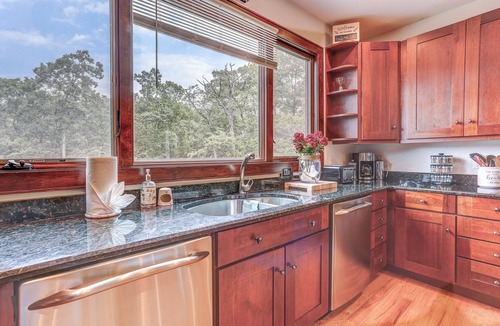 Beemerville Cottage | Peaceful Mountian Oasis: Firepit, Hot Tub, Sauna!