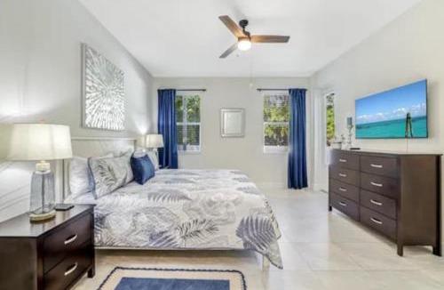 East Naples House | Peaceful Naples Gateway