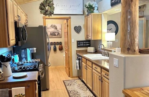 Heber Cabin | Peaceful Pines - Couples Dream Getaway!