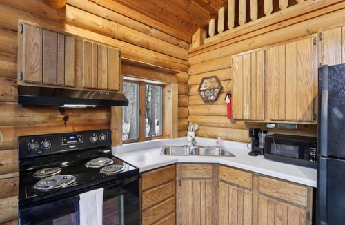 Wisconsin Dells Cabin | Peaceful Pines Cabin on Mirror Lake