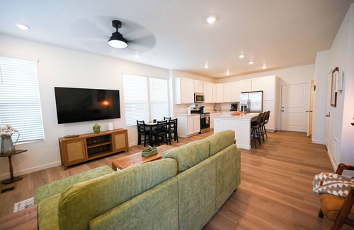 Watkins House | Peaceful Prairie Retreat Near Airport and Gaylord