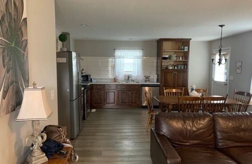 Cave City House | Peaceful private 3 BR new home near Mammoth Cave.